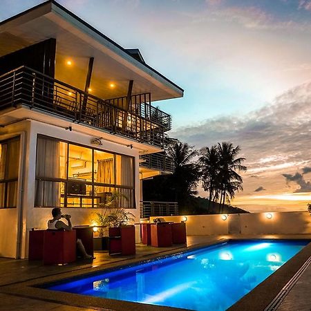 Av Suites Puerto Galera Eksteriør bilde
