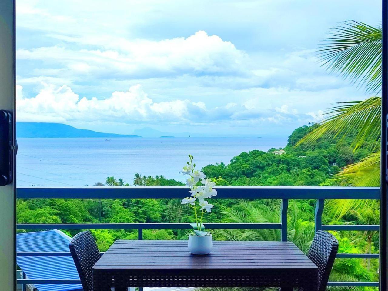 Av Suites Puerto Galera Eksteriør bilde