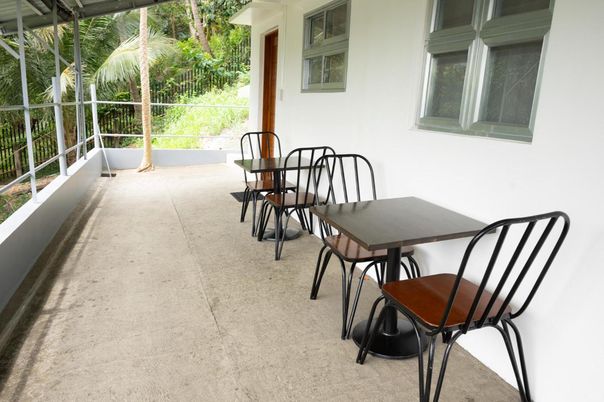 Av Suites Puerto Galera Eksteriør bilde
