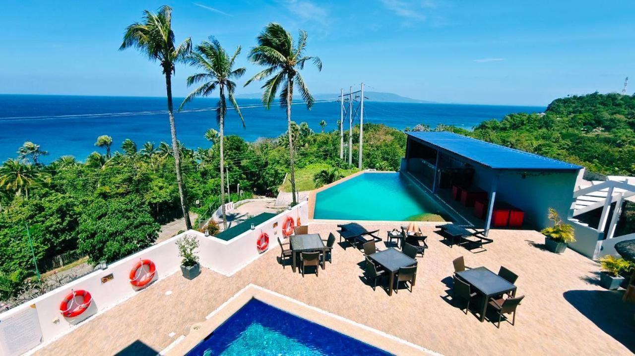 Av Suites Puerto Galera Eksteriør bilde